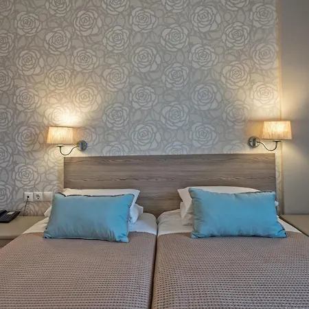 Lefkoniko & Icarus Apts Otel